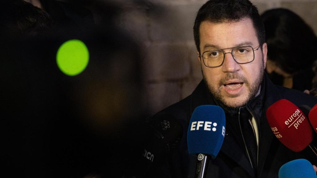 El 'president' de la Generalitat, Pere Aragonès, realiza unas declaraciones a la prensa