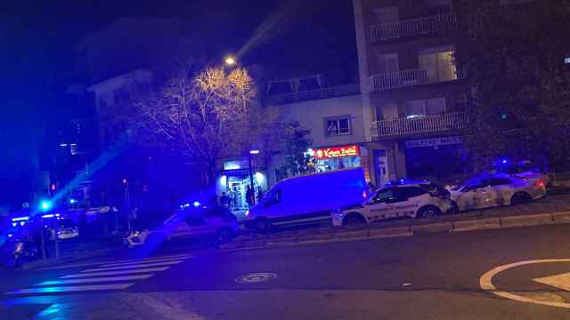 Mossos y Policía Local en el lugar de la pelea en Fondo
