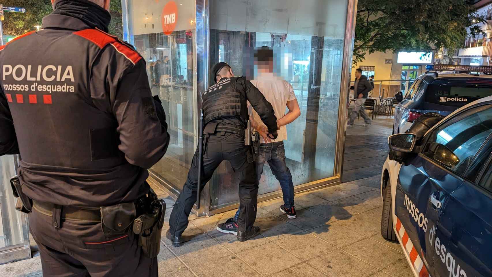 Imagen de archivo de un operativo policial en Santa Coloma