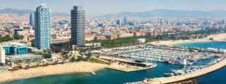 Vista panorámica del Puerto de Barcelona