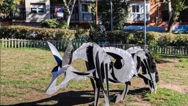 La estatua del zorro en el parque de la Guineueta