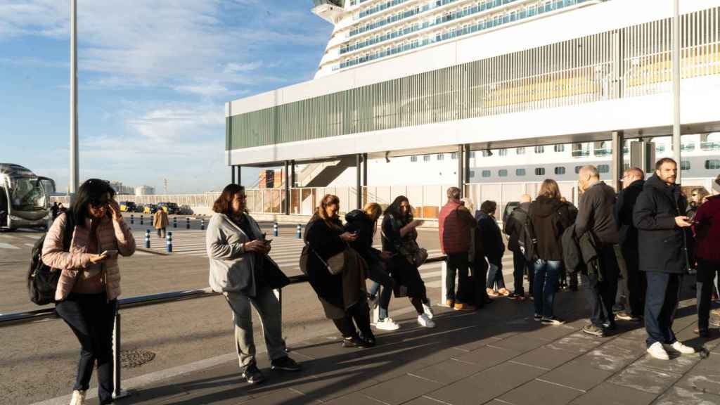 Creueristes a Barcelona en una imatge d'arxiu