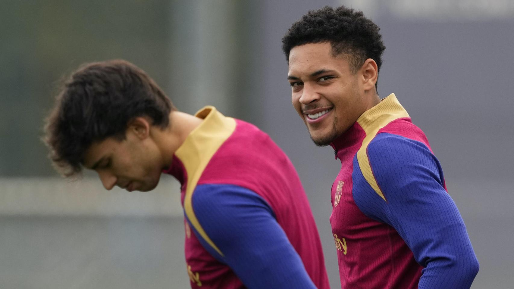 Vitor Roque, durante un entrenamiento con el FC Barcelona