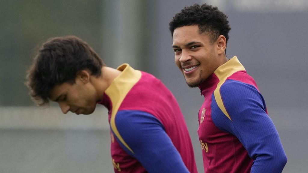 Vitor Roque, durante un entrenamiento con el FC Barcelona