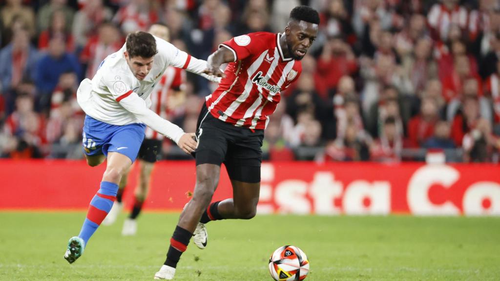 Sergi Roberto pierde en velocidad contra Iñaki Williams en San Mamés