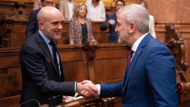 Daniel Sirera (PP) y Jaume Collboni (PSC) durante una sesión plenaria