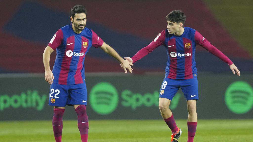 Gundogan y Pedri, celebrando el gol del empate
