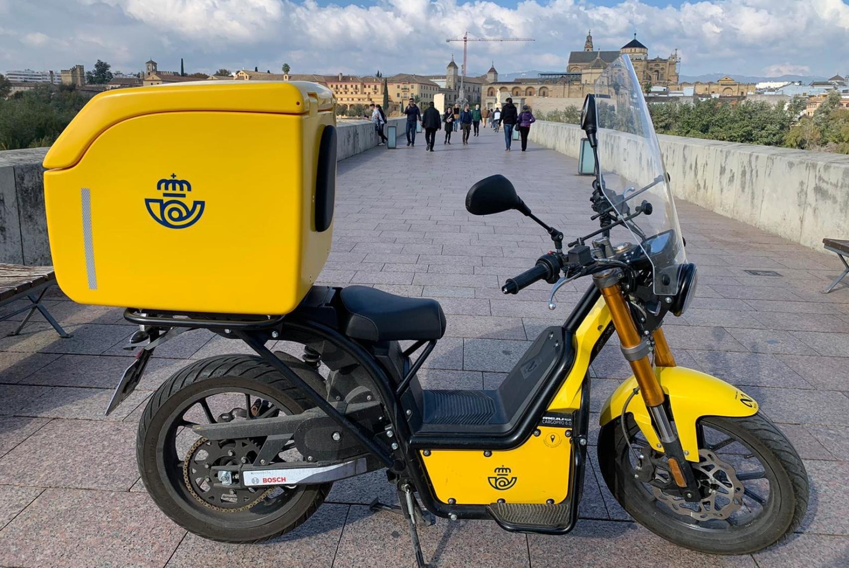 Moto de Correos