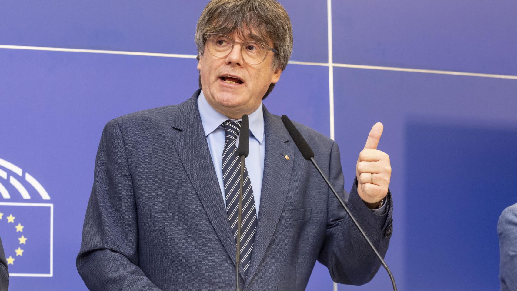 El expresidente de la Generalitat, Carles Puigdemont, fugado en Bruselas