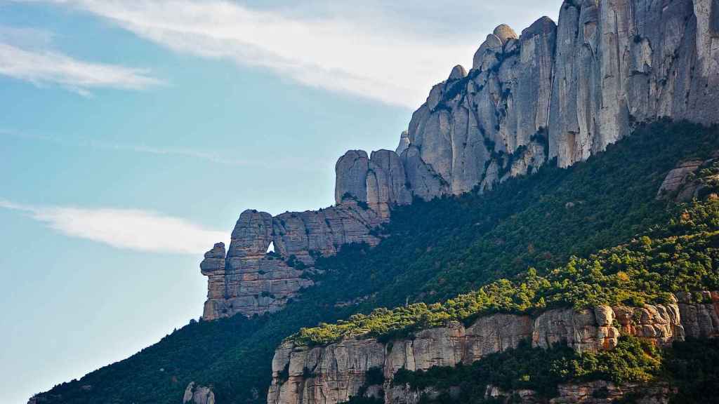 El paisatge de Montserrat en una imatge d'arxiu