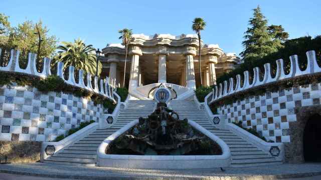 Escalinata de entrada al Park Güell de Barcelona