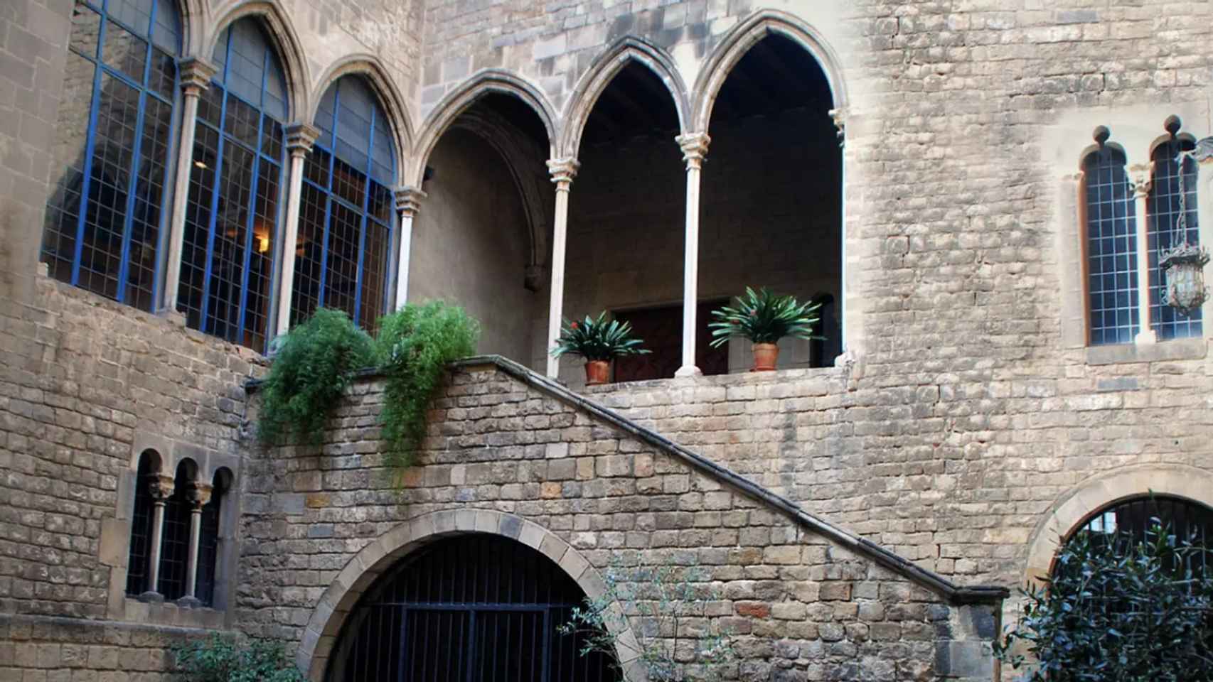 Barcelona recuperará un histórico edificio de origen medieval en 2028: será la nueva Casa de les Lletres