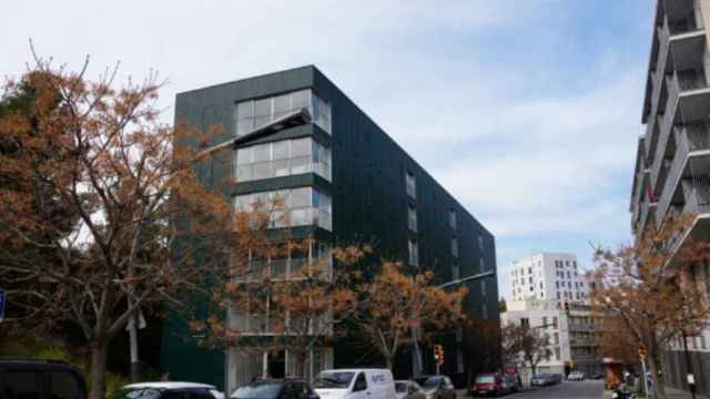 El bloque de la Illa F en Torre Baró