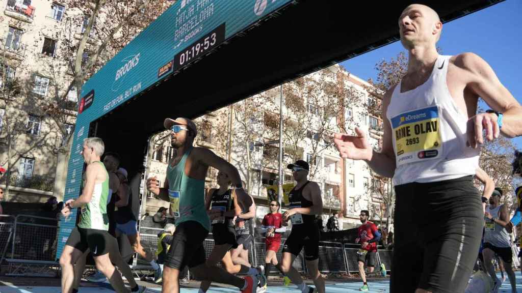 Corredors a la Mitja Marató de Barcelona 2024
