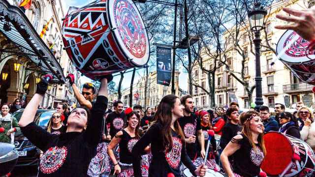 Una de las ediciones de la Carnavalada de la Barceloneta
