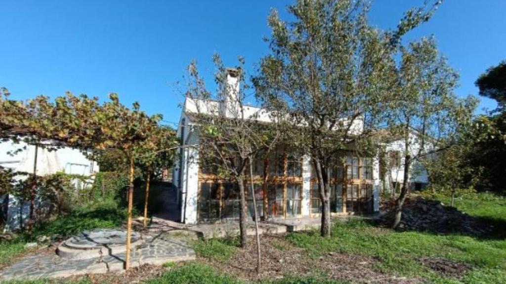 Jardín de la casa en Maçanet de la Selva