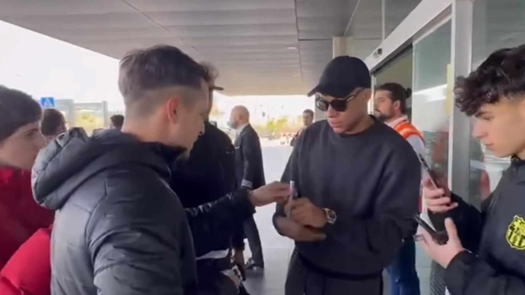 La visita de Kylian Mbappé a Barcelona