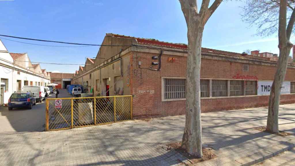 Naves industriales en la Rambla de Prim de Barcelona