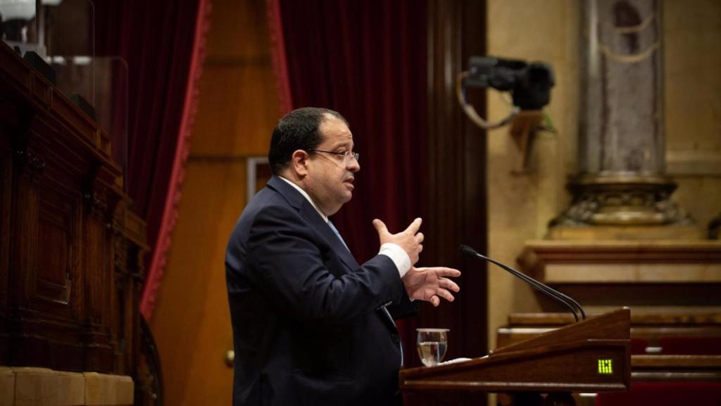 Joan Ignasi Elena, consejero catalán de Interior, en el Parlament