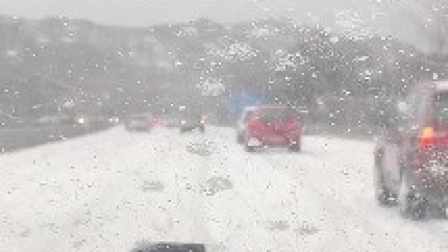 Granizada en la AP-7 (imagen de archivo)