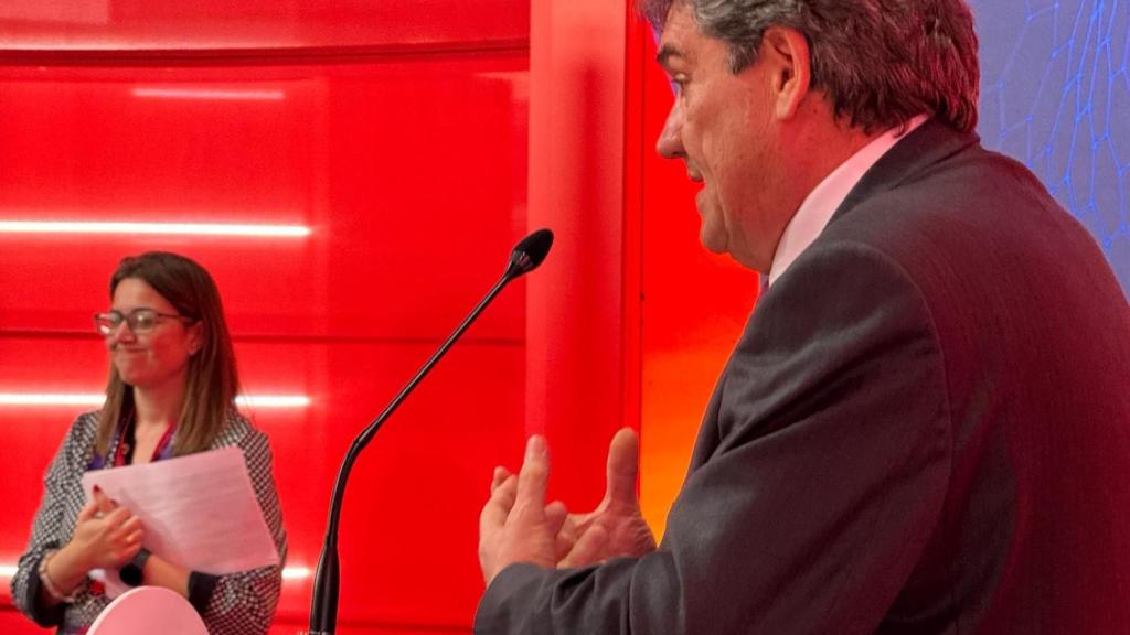 El ministro para la Transformación Digital y de la Función Pública, José Luis Escrivà, en el MWC 2024