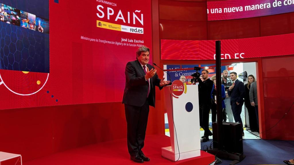 El ministro para la Transformación Digital y de la Función Pública, José Luis Escrivà, en el MWC