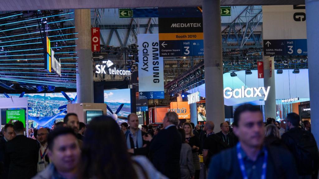 Bruselas hace suya la agenda de las 'telecos' en el Mobile World Congress