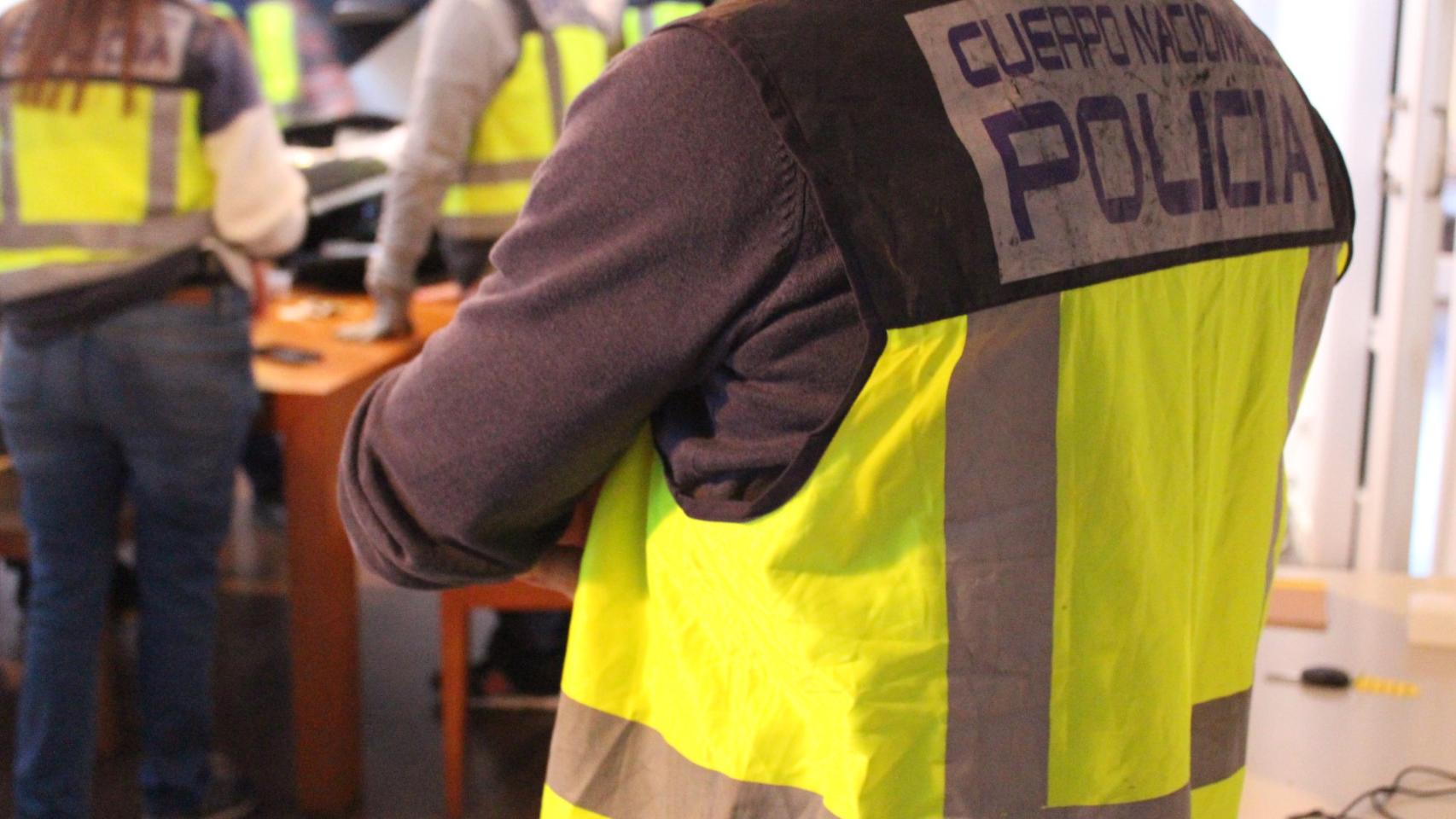 Imagen de un agente de la Policía Nacional