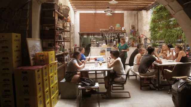 Terraza del restaurante Fundació Mescladís, en el Eixample