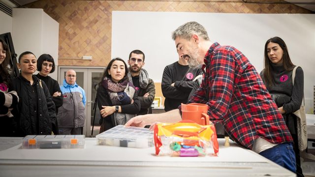 Una visita durante la edición del 2023 de la jornada 'In Museu' en el MACBA de Barcelona