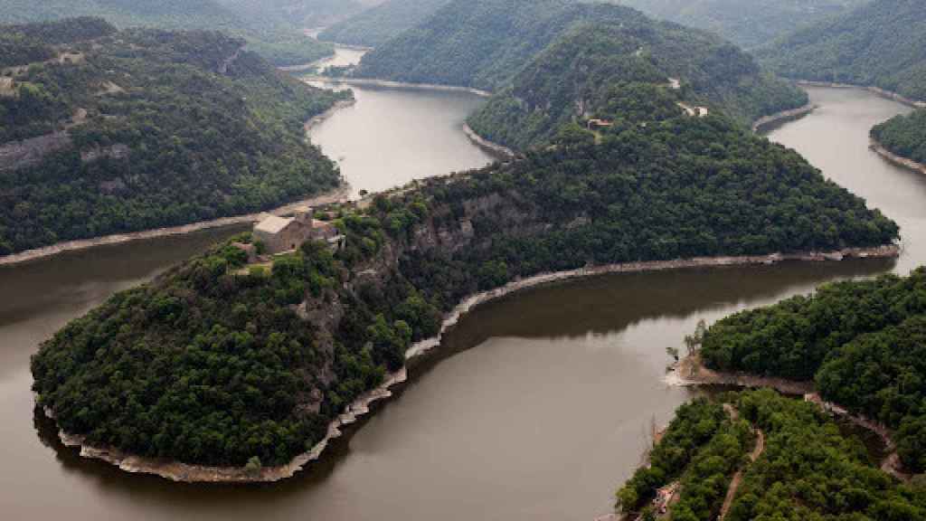 Vista panoràmica del monestir de Sant Pere de Casserres