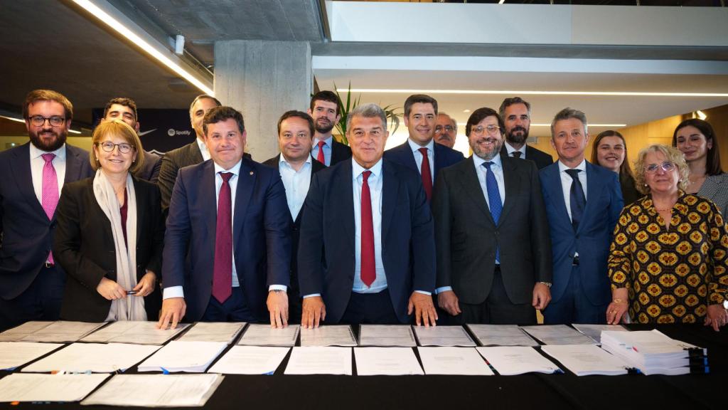 Joan Laporta, en la firma de la financiacion del Espai Barça