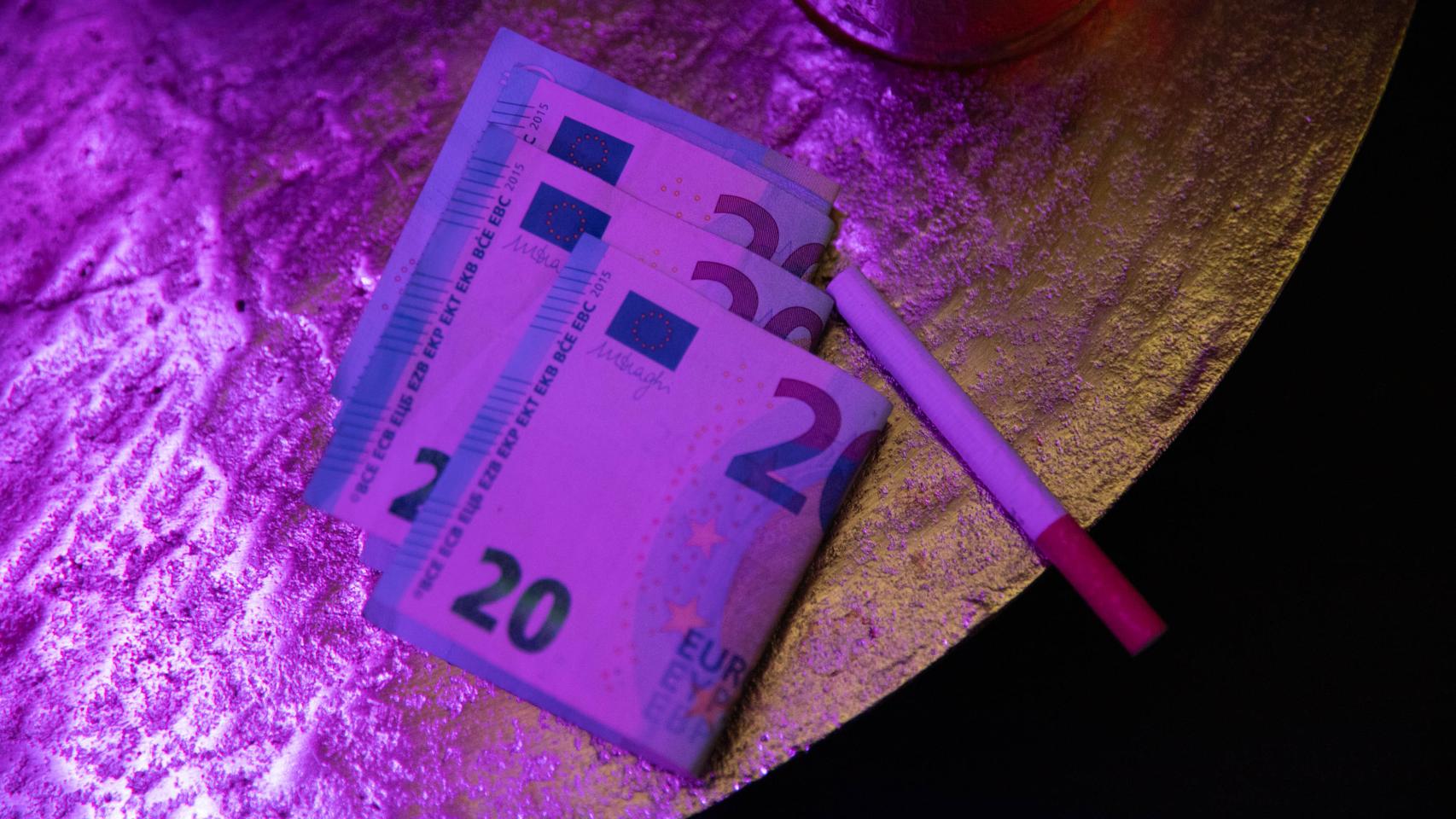 La Policía Nacional efectúa un dispositivo contra la trata de seres humanos con fines de explotación sexual en un céntrico club de Barcelona