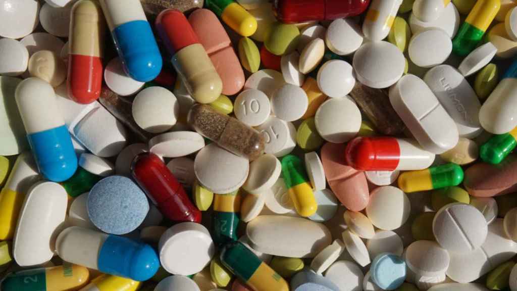 Medicaments en una imatge d'arxiu