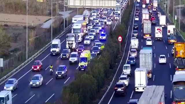 Imagen archivo de un accidente en la B-23 dirección Barcelona
