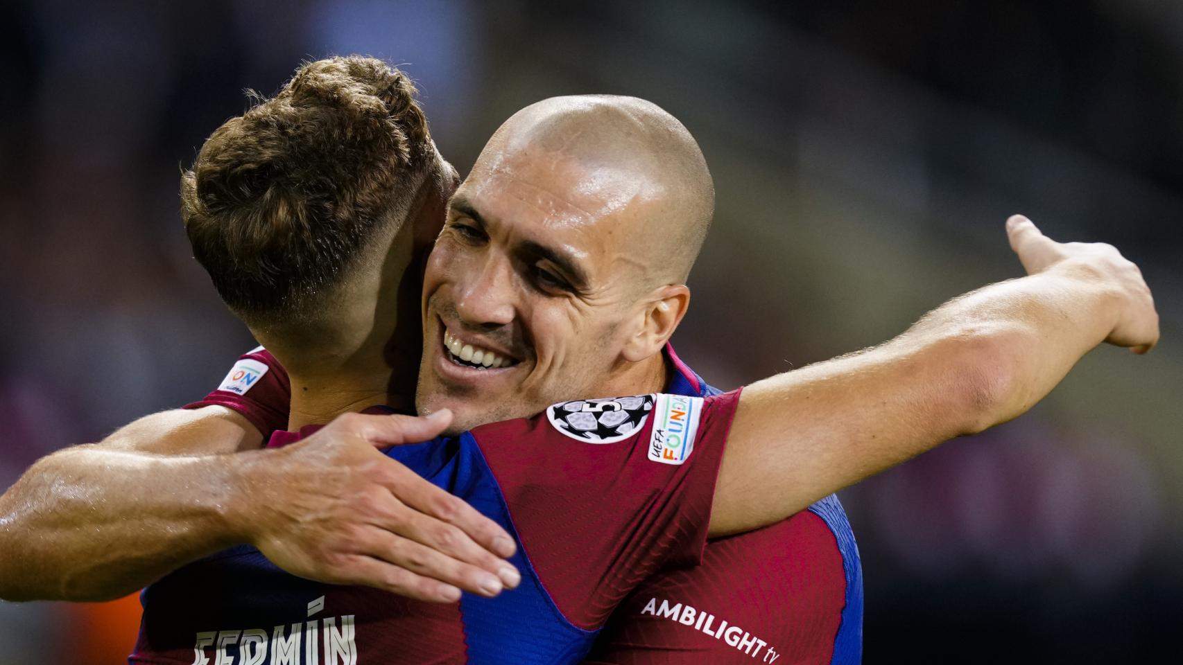 Oriol Romeu en un partido oficial del Barça
