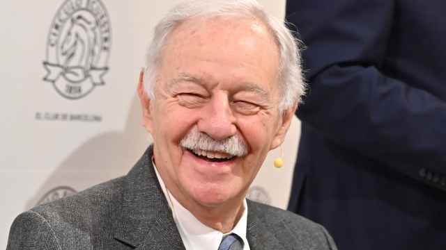 El escritor Eduardo Mendoza