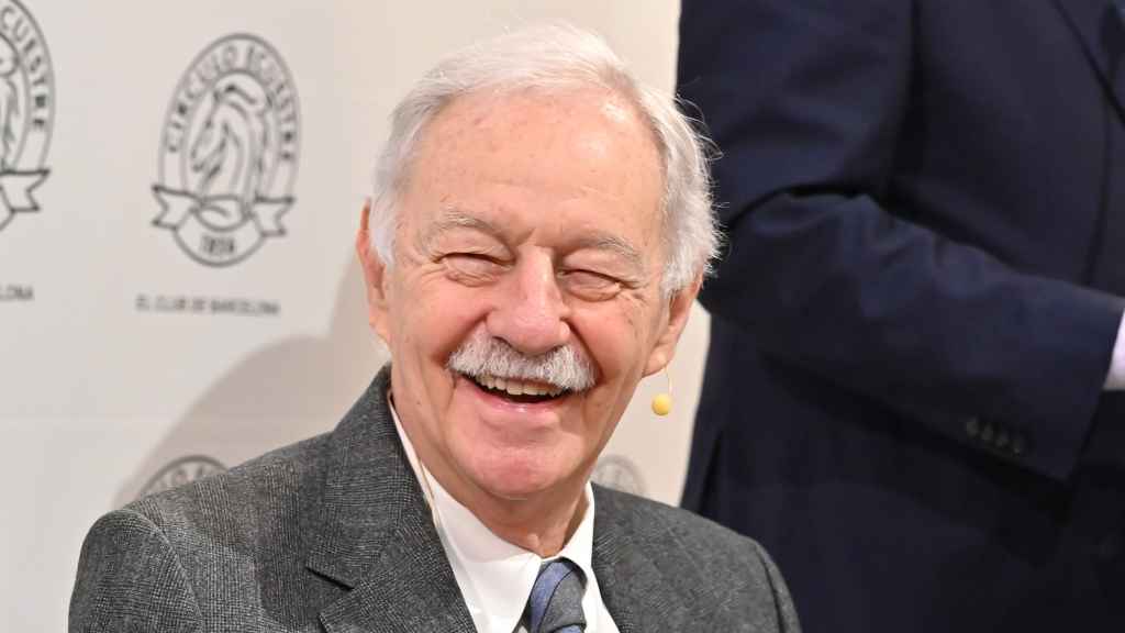 El escritor Eduardo Mendoza