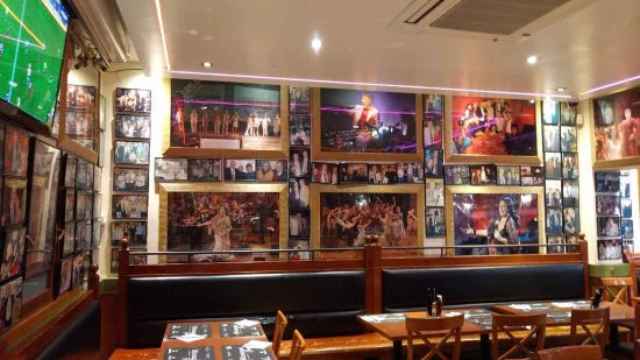 El interior del bar Rincón del Artista de Barcelona