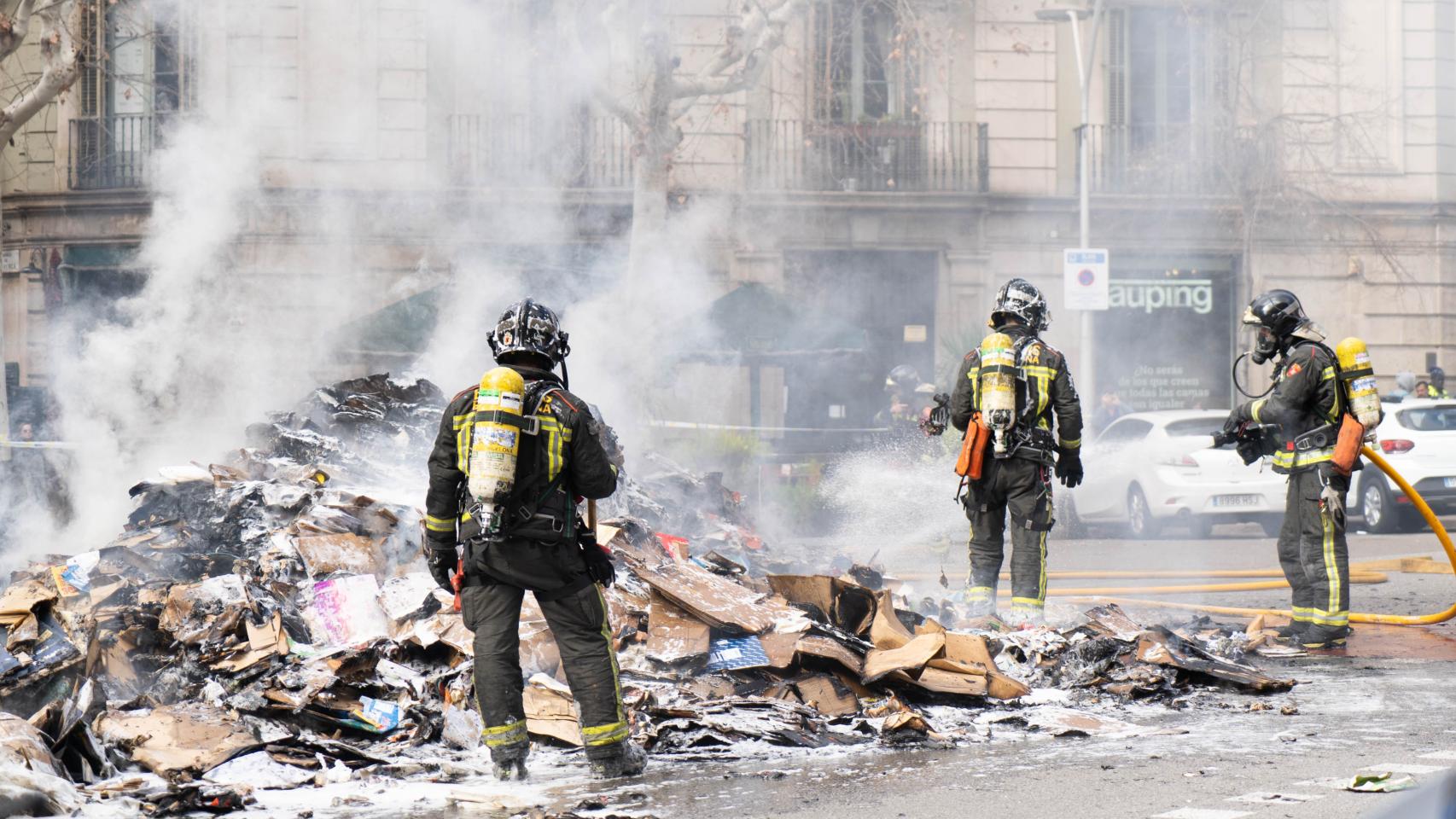 Incendio en la calle Provença con Pau Claris