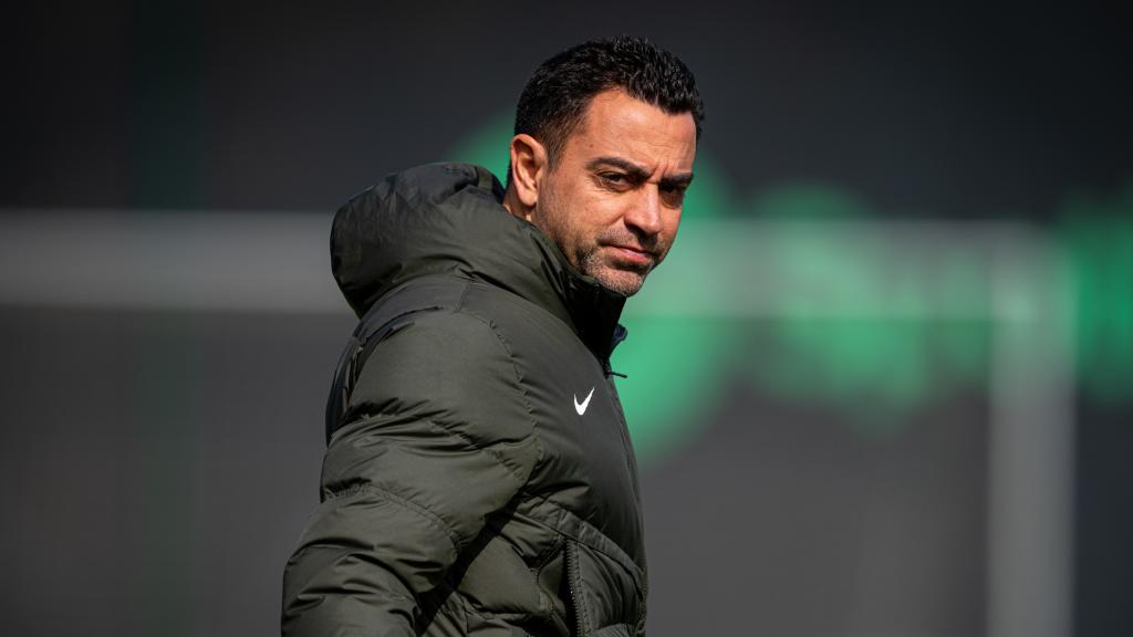 Xavi manda un dardo envenenado al fichaje castigado de Deco