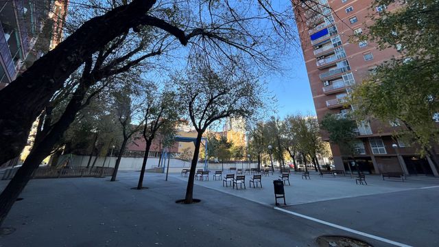 La plaza de Diagonal Mar, en el barrio del Maresme