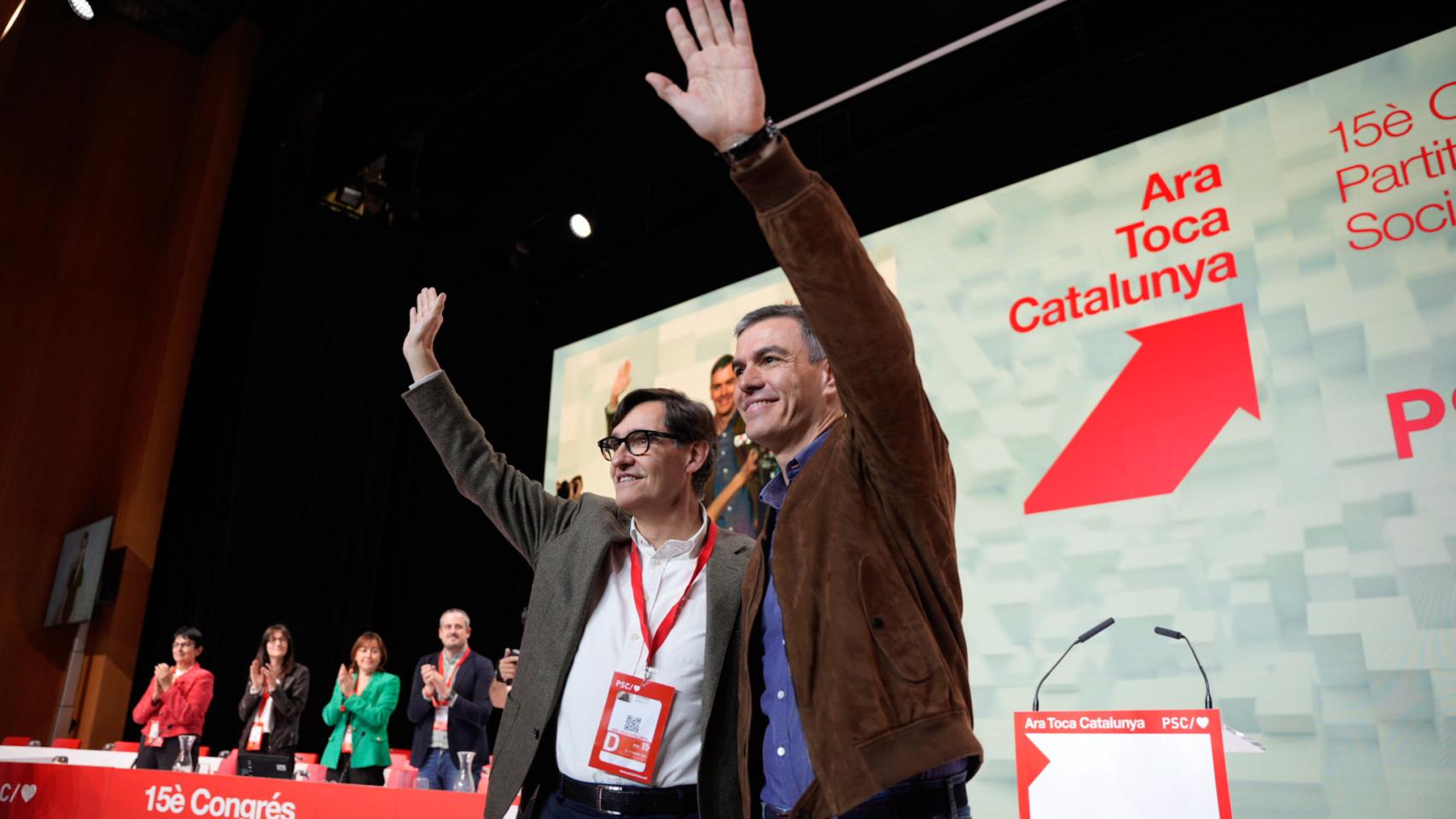 Salvador Illa y Pedro Sánchez, en el XV Congreso del PSC, celebrado en Barcelona