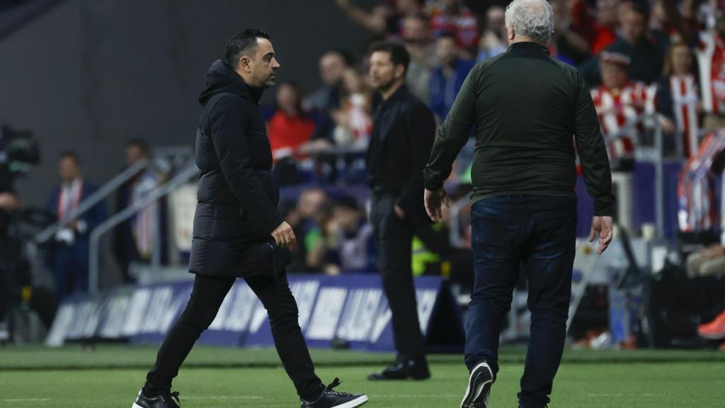 Xavi se retira del Metropolitano después de ser expulsado