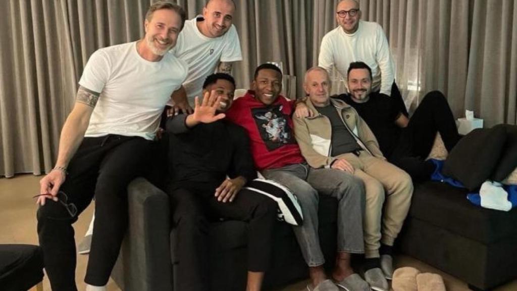 Roberto de Zerbi y Ansu Fati después de cenar juntos