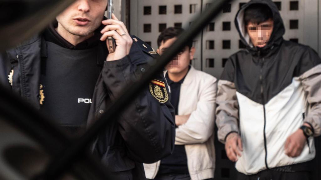 Agente de la Policía Nacional durante el dispositivo 'Brake'