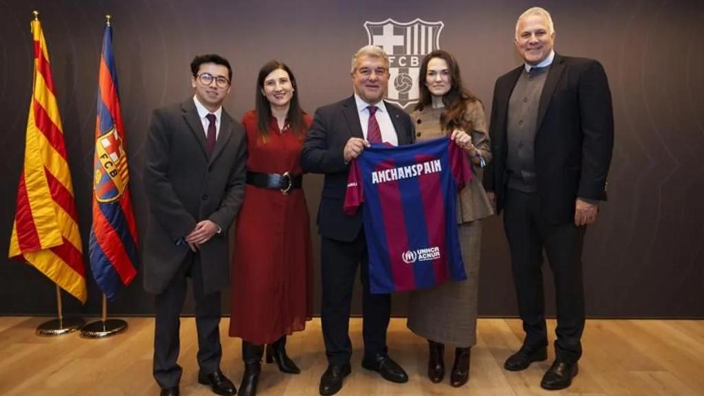 Laporta en la firma del acuerdo con la Cámara de Comercio de Estados Unidos en España