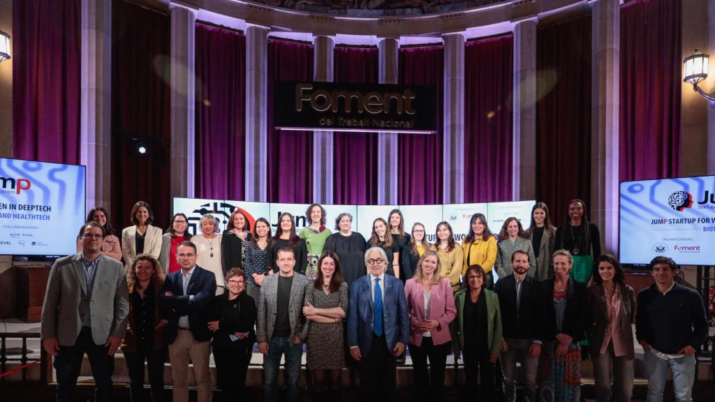 Las 20 emprendedoras de la beca 'Jump4Women'