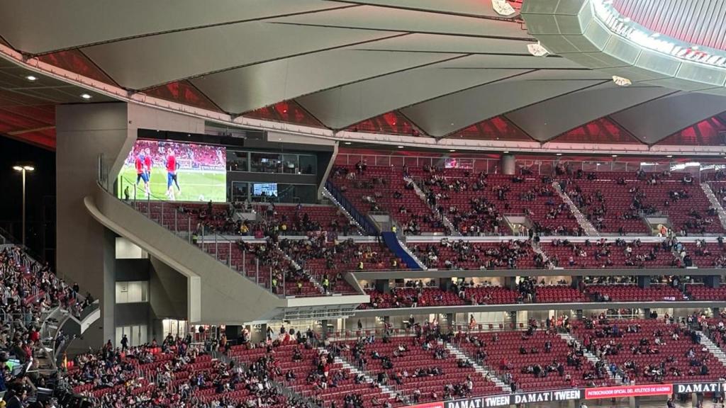 El videomarcador del Estadio Metropolitano, ubicado en la zona lateral