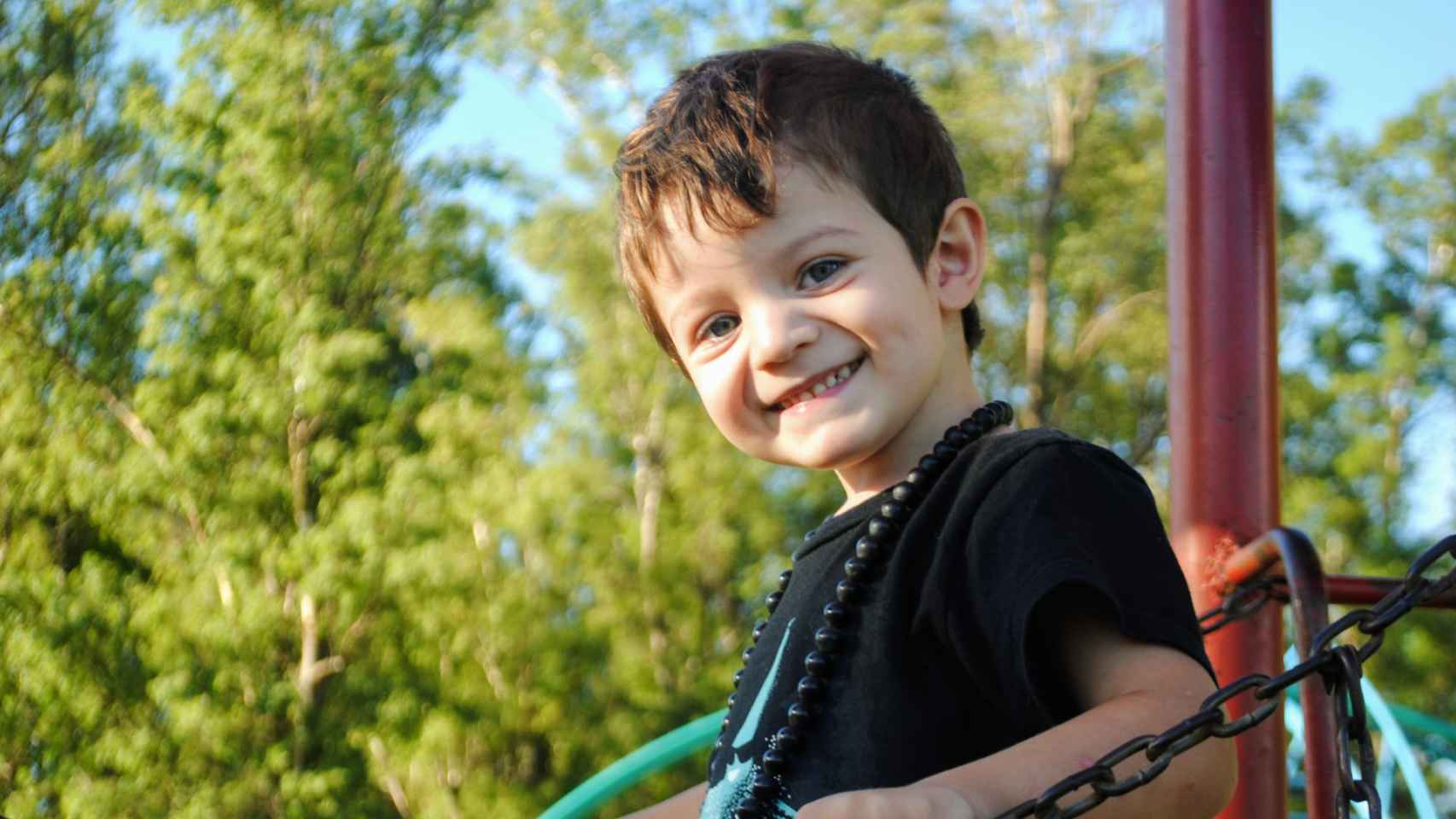 Un niño pequeño en una imagen de archivo